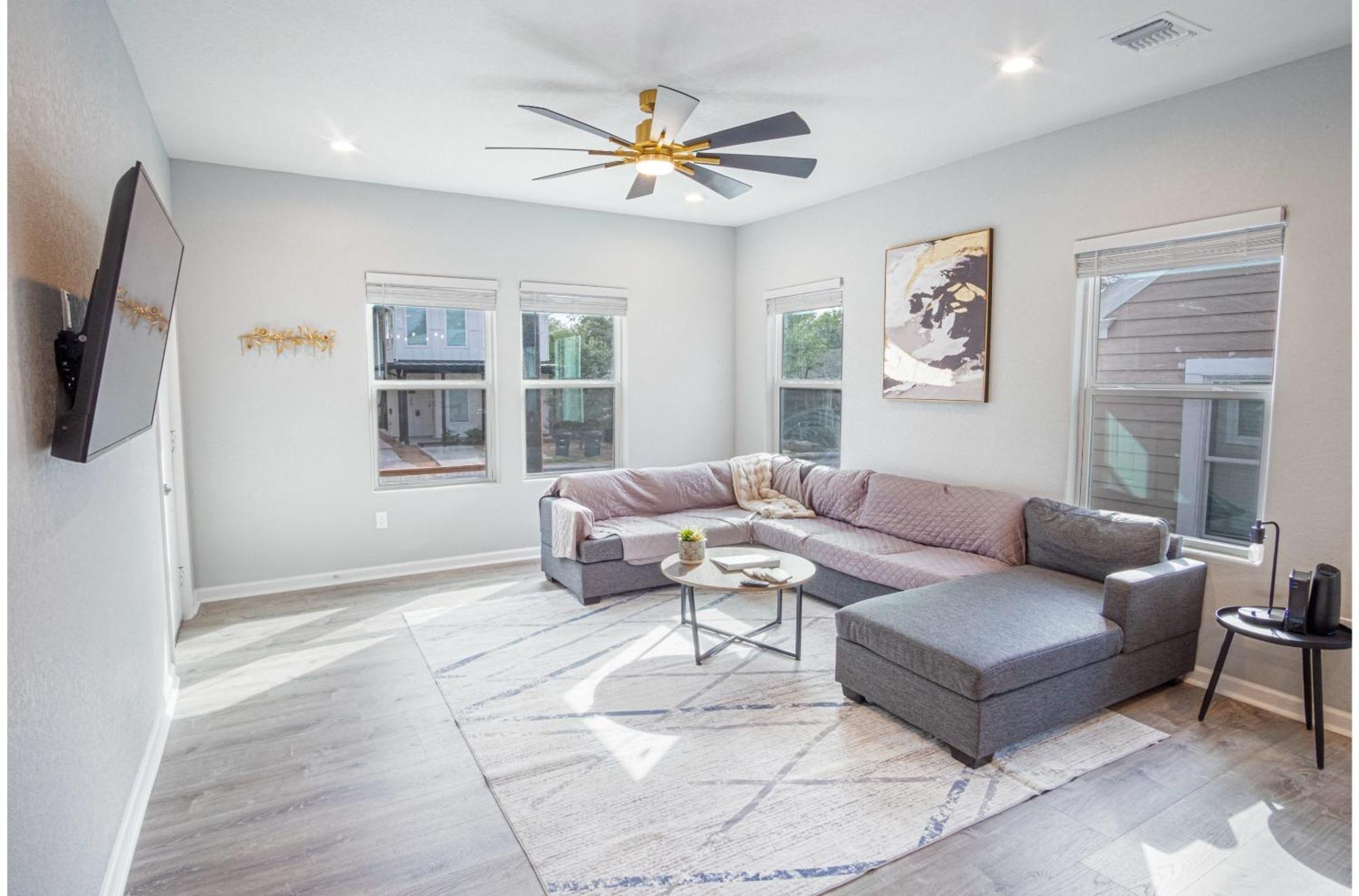 Lovely Charming 4br2.5ba Near Downtowns Prime Holiday home San Antonio