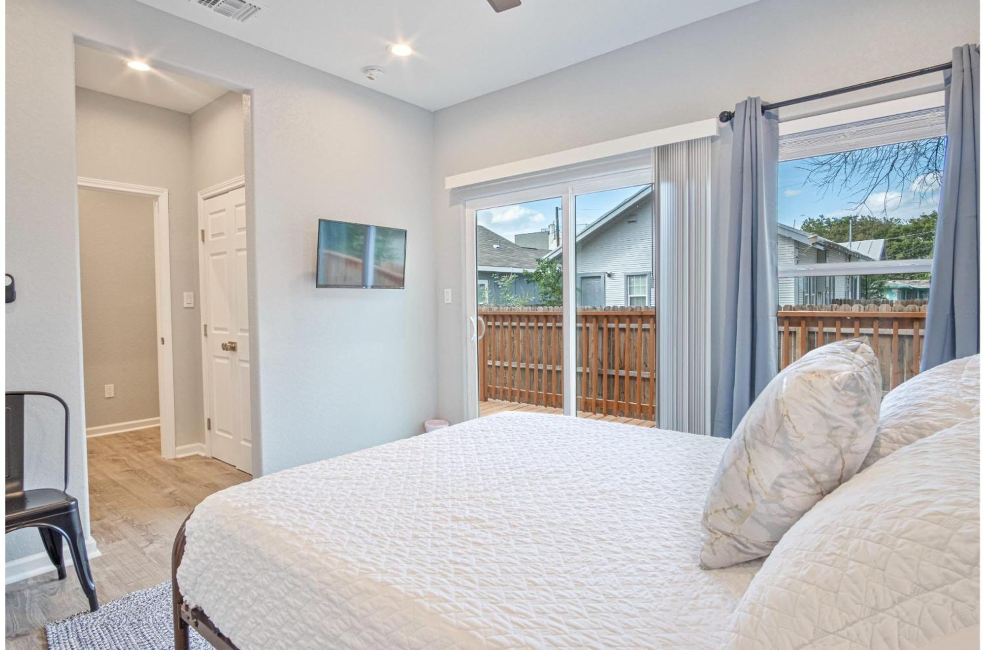 Lovely Charming 4br2.5ba Near Downtowns Prime San Antonio